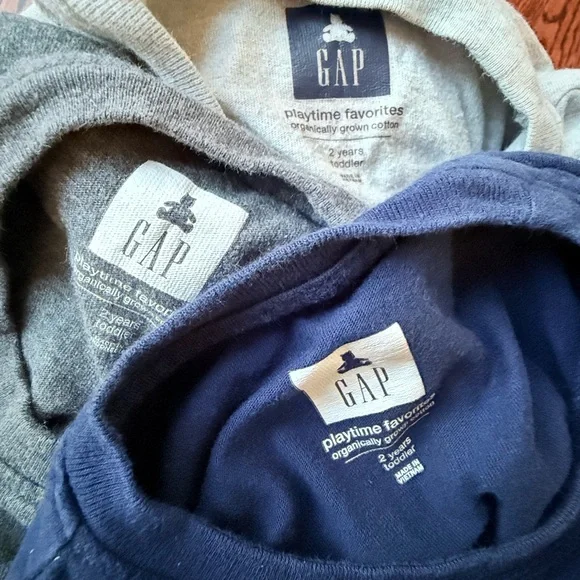 GAP Kids Short Sleeve Tees - Gray, Dark Gray, Navy - Size 2t - Picture 6 of 6